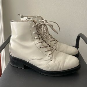 Everlane Modern Utility Boot Anthropologie White Lace Up Boots size 6